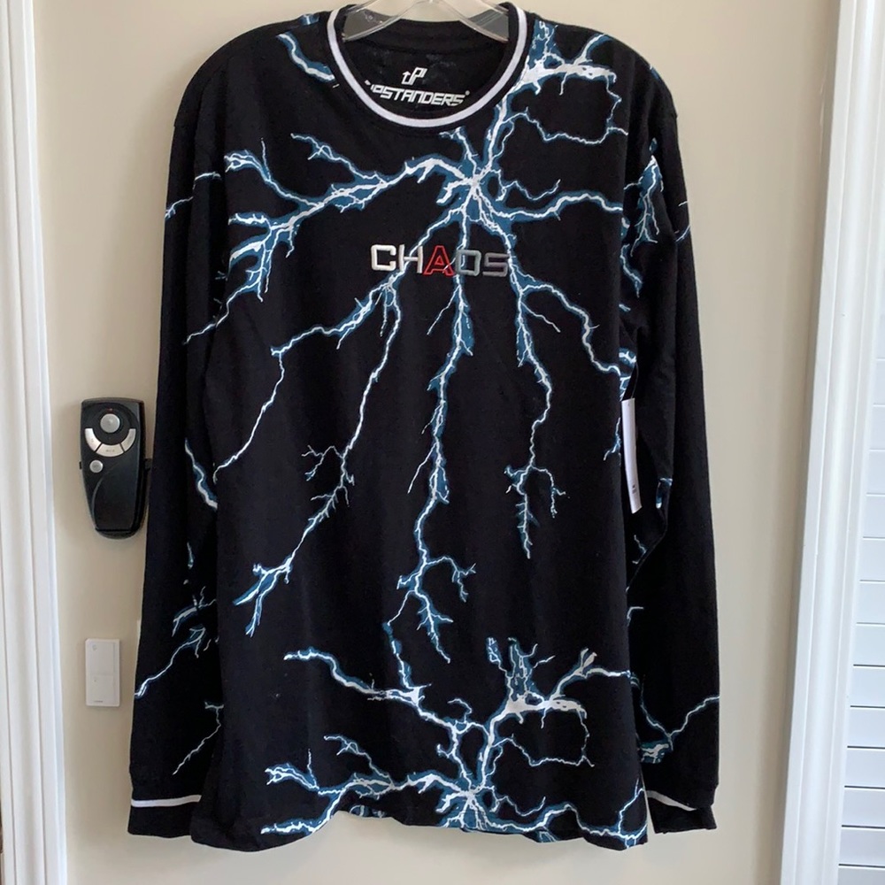 NWT Upstanders men’s long shirt t-shirt size M